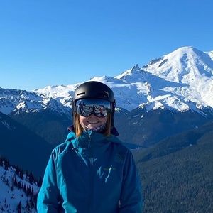 Meet your Posher, Erica